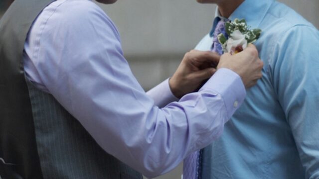 Два ирландца решили пожениться, чтобы не платить налог на недвижимость