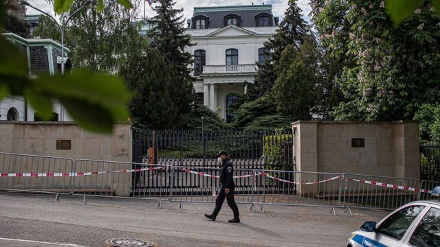 Русской школе в Праге грозит закрытие из-за дипломатического скандала