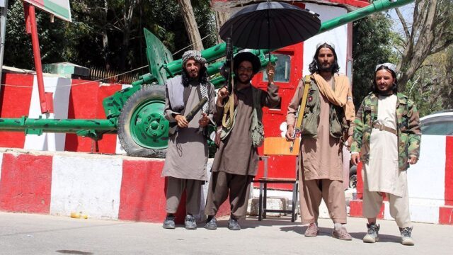 Талибы вышли на подступы к Кабулу