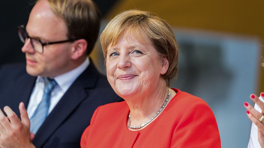 Исследование Pew Center: из мировых лидеров наибольшим доверием пользуется Ангела Меркель