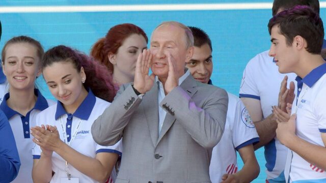 Владимир Путин: в соцсетях не хватает позитива