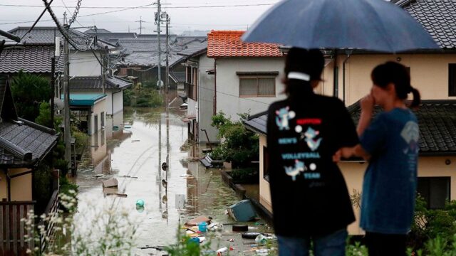 Десятки людей погибли в результате проливных дождей в Японии