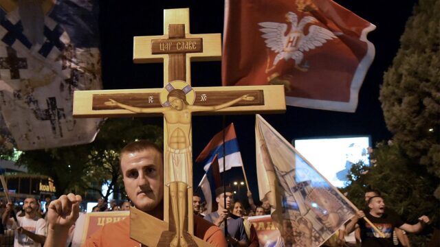 Власти Черногории пересмотрели закон о вере, против которого выступала Сербская церковь