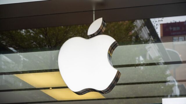 Компания Apple потребовала удалить три телеграм-канала с данными белорусских силовиков