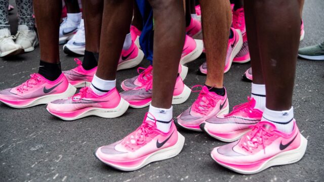 World Athletics запретила на турнирах кроссовки с толстыми подошвами