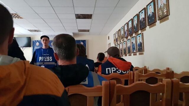 В центре Минска задержали больше 20 журналистов, среди них есть россияне