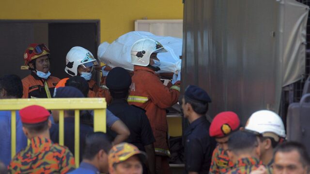 В столице Малайзии при пожаре в исламской школе погибли 22 ребенка