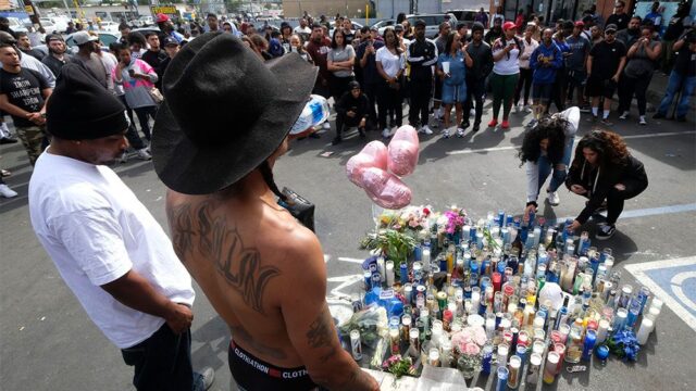 В Лос-Анджелесе несколько человек пострадали в давке на акции памяти убитого рэпера Nipsey Hussle