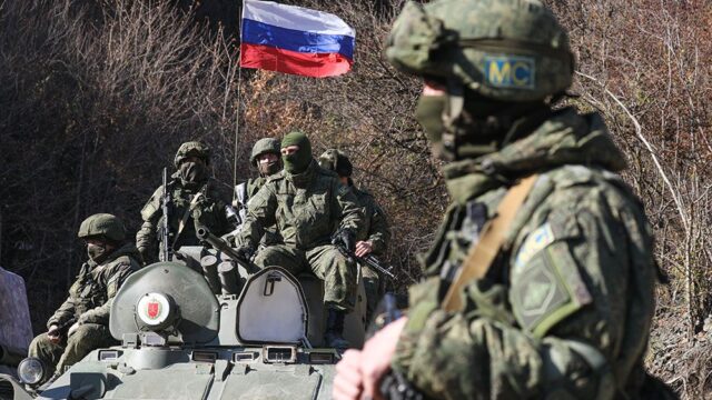 Совфед разрешил Путину использовать силы миротворцев в Нагорном Карабахе