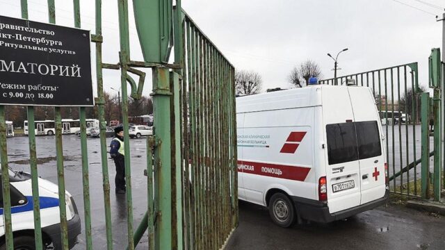 «Фонтанка»: крематорий Петербурга переполнен из-за высокой смертности