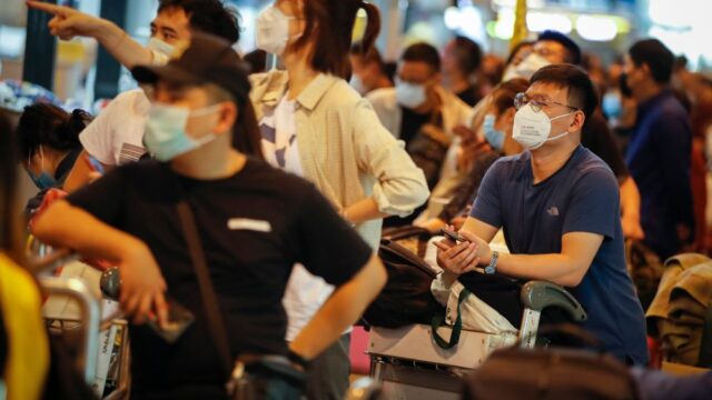 Число погибших из-за коронавируса в Китае достигло 170 человек
