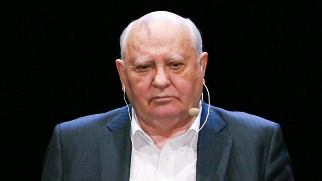 Михаил Горбачев: отказ от соглашений по разоружению — не от большого ума