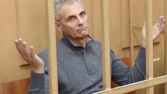Бывшего губернатора Сахалина Александра Хорошавина приговорили к 13 годам колонии
