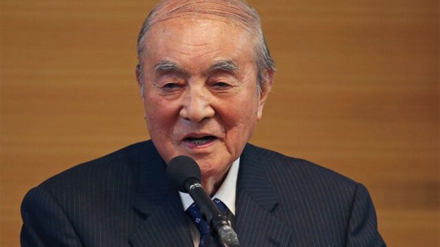 В Японии умер бывший премьер-министр Ясухиро Накасонэ
