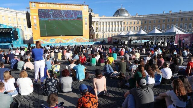Зрителей с 13 июля не допустят на спортивные мероприятия в Петербурге