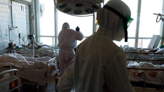 В России третий день подряд фиксируют менее 13 тысяч заболевших COVID