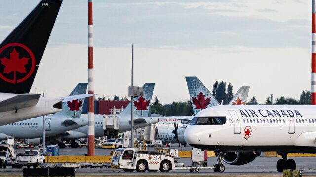 В Канаде уснувшую пассажирку забыли в приземлившемся самолете