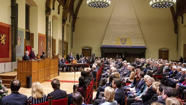 Парламент Нидерландов признал геноцид армян
