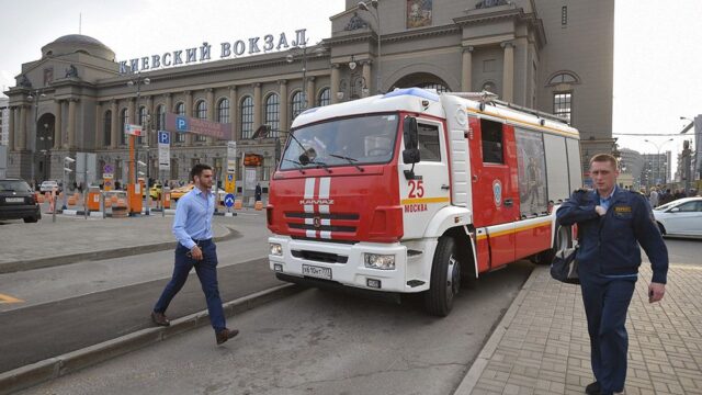 ТАСС: в Москве из-за сообщений о бомбах эвакуировали больше 50 тысяч человек