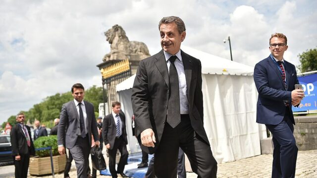 За что задержали экс-президента Франции Николя Саркози