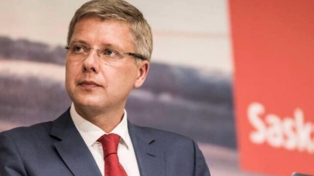 Министр регионального развития Латвии отправил в отставку мэра Риги Нила Ушакова