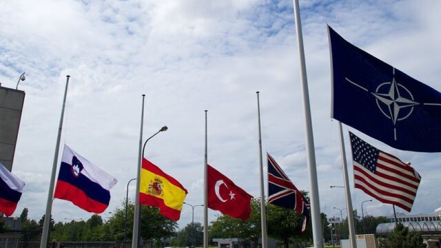 Reuters: Турция призывала НАТО смягчить позицию по Беларуси