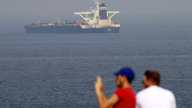Власти Гибралтара освободили капитана и членов экипажа иранского танкера