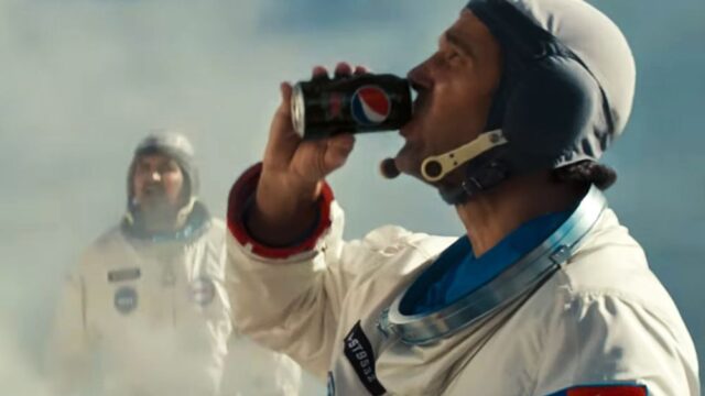 «Астронавты» Пол Радд и Майкл Пенья провалили полет из-за Pepsi — вы только посмотрите на них!