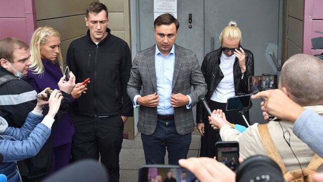 МВД: к сопровождавшим Навального в Томске сотрудникам ФБК остается «много вопросов»