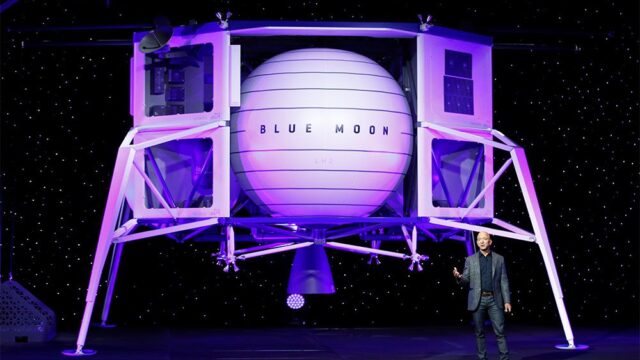 Джефф Безос представил макет космического корабля для полетов на Луну