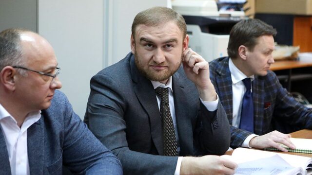 Мосгорсуд признал законным арест сенатора Арашукова