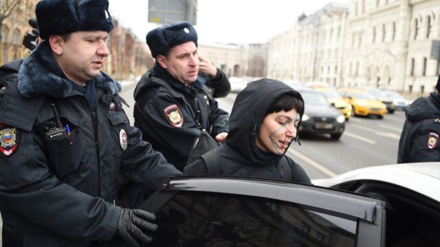 В Москве задержали художников, выступивших против систем распознавания лиц