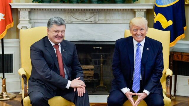 Би-би-си: Украина заплатила $400 тысяч за организацию встречи Трампа с Порошенко