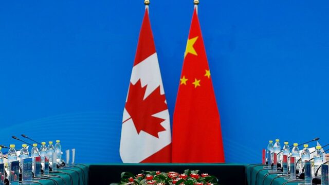 Reuters: в Китае задержали бывшего канадского дипломата