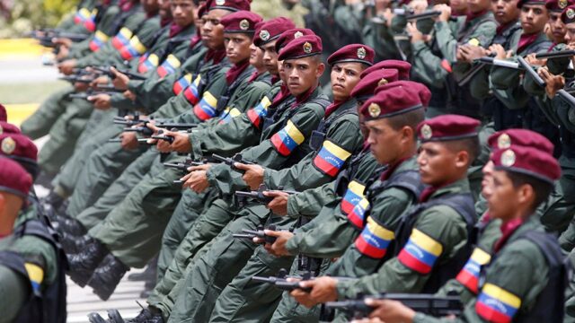 В Венесуэле с начала протестов задержали 123 военных