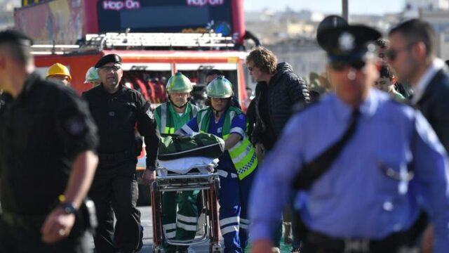 Несколько туристов погибли на Мальте во время автобусной экскурсии