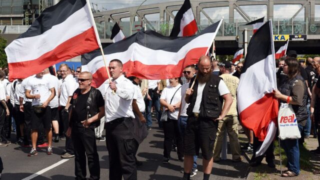 В Берлине прошел марш неонацистов в память о Рудольфе Гессе