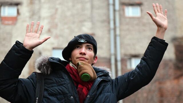 На Красной площади акционист сымитировал самоубийство