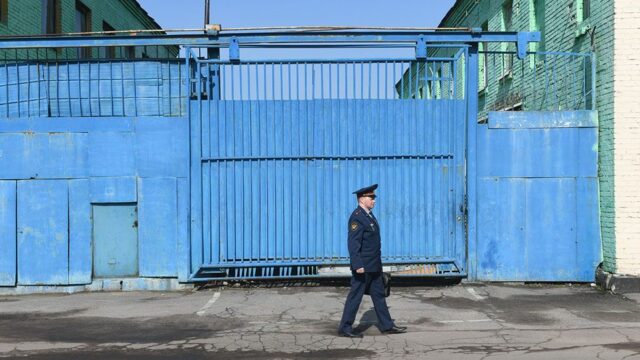 Замглавы ФСИН России: надо открывать больше колоний для осужденных силовиков