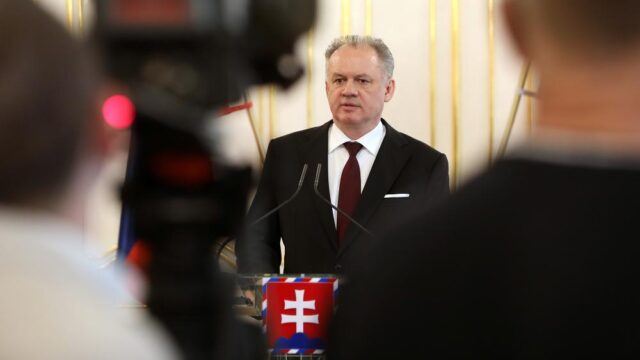 Президент Словакии отказался утвердить новый состав правительства