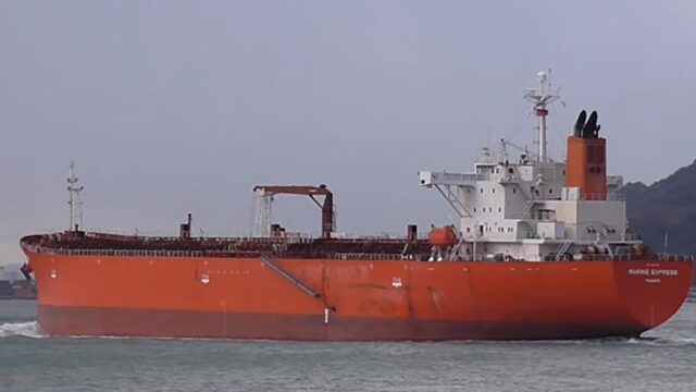 Пираты освободили танкер с индийскими моряками
