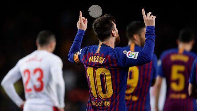 Лионель Месси первым в истории забил 400 голов в чемпионате Испании