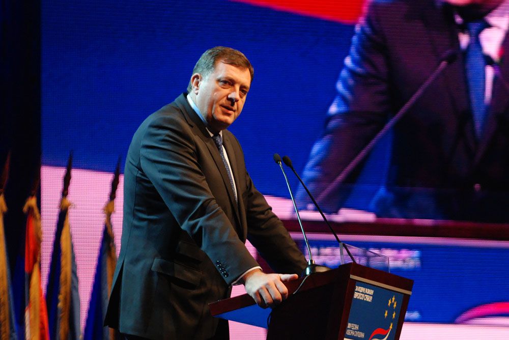 «Пророссийский» глава боснийских сербов получил место в президиуме Боснии и Герцеговины