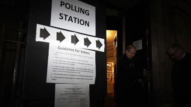 В Великобритании прошли досрочные парламентские выборы