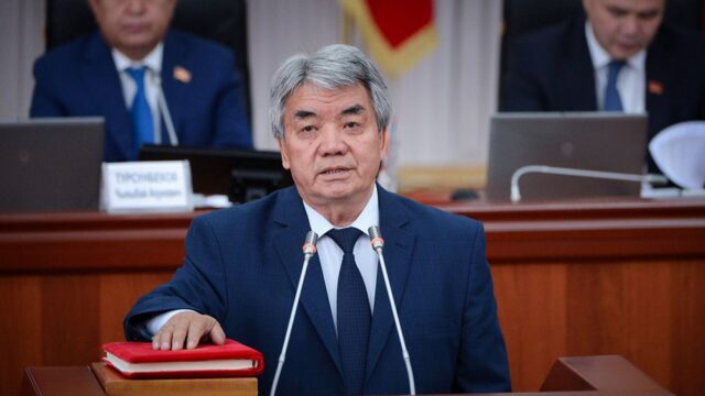 В Киргизии уволили министра, который приказал захоронить мумию из музея