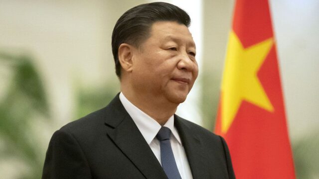 Си Цзиньпин остался генсеком ЦК Компартии Китая