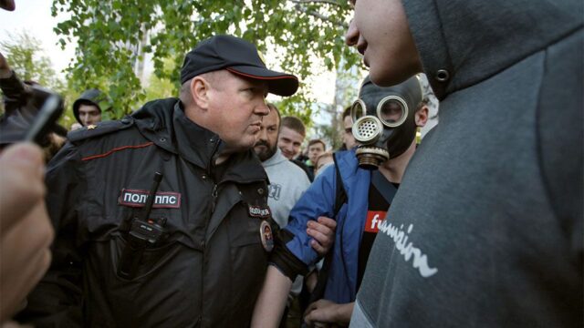 Нескольких участников акции в Екатеринбурге арестовали за мелкое хулиганство