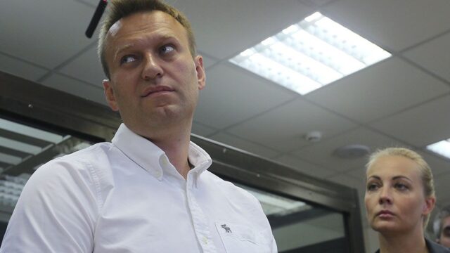 Навальный анонимно продал Life «компромат» на самого себя