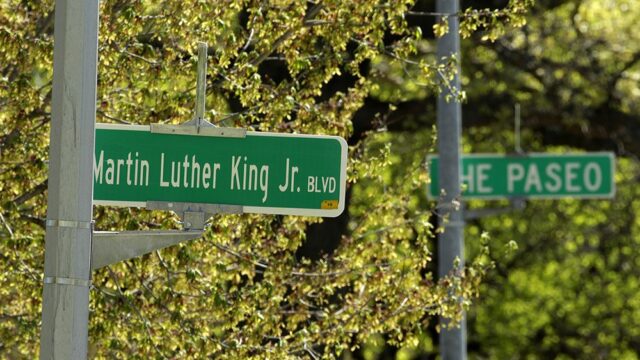 Жители Канзас-Сити проголосовали за то, чтобы вернуть историческое имя бульвару Мартина Лютера Кинга