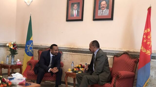 Лидеры Эфиопии и Эритреи встретились впервые после войны 1998 года
